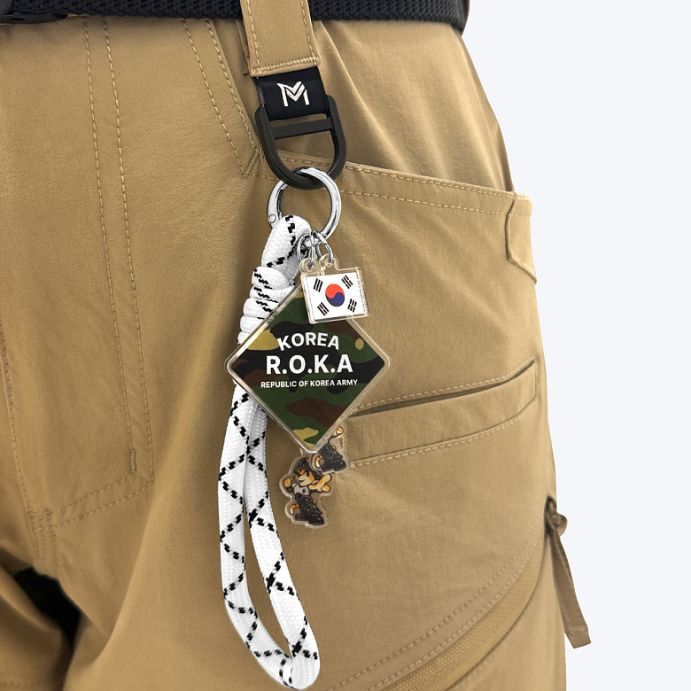 군화와고무신(gunhwawa gomusin) 군화와고무신 육군 ROKA 호국이 아크릴 키링