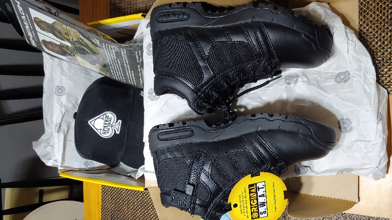 생각보다 발이 편합니다.