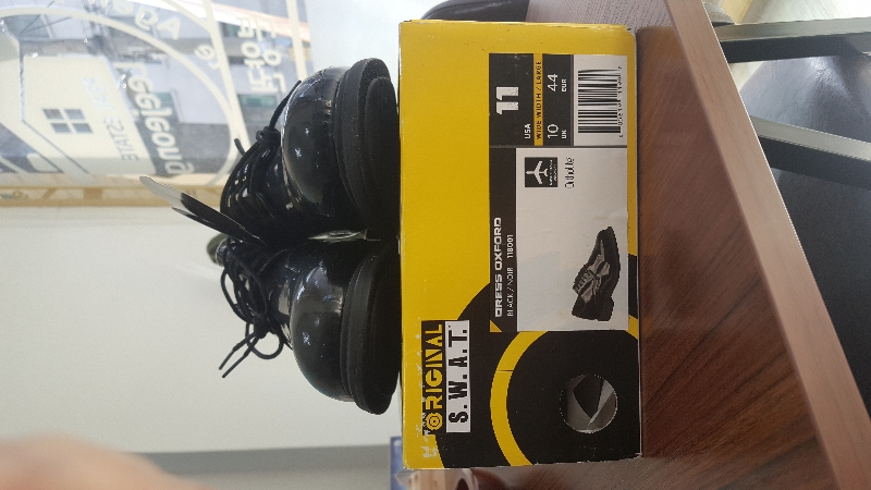 반짝번쩍 유광구두