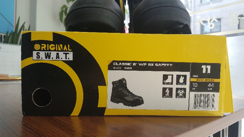 드디어 제 발에 착 감기는 녀석을 만났네요.