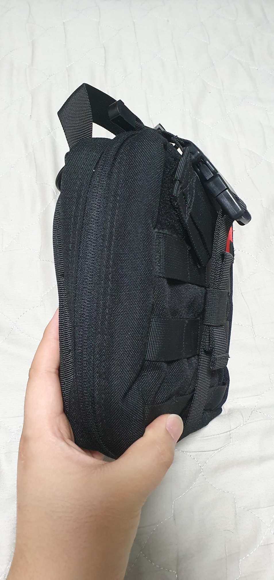 생각보다 크기가 크지만