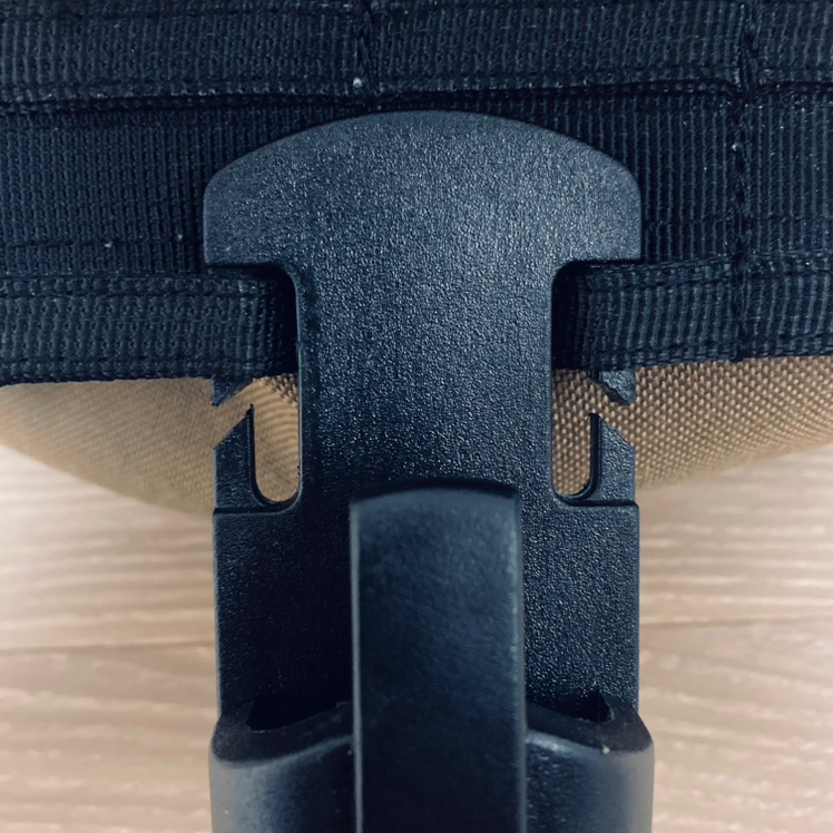 아주 폭력적인 디자인이 마음에 듭니다