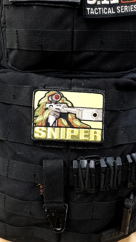 코요테나 사막색보다는 검은 색이 잘어울립니다.