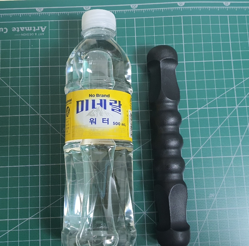 길이와 굵기가 생각보다 큽니다.