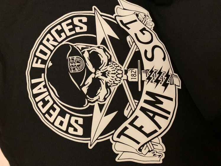 소재도 너무 좋고 자꾸 손이가는 티셔츠입니다