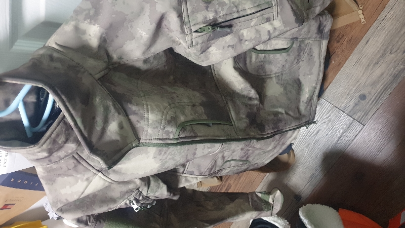 작업복이나 야외활동복으로 구매