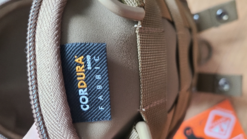 튼튼하고 외형도 멋지네요~~