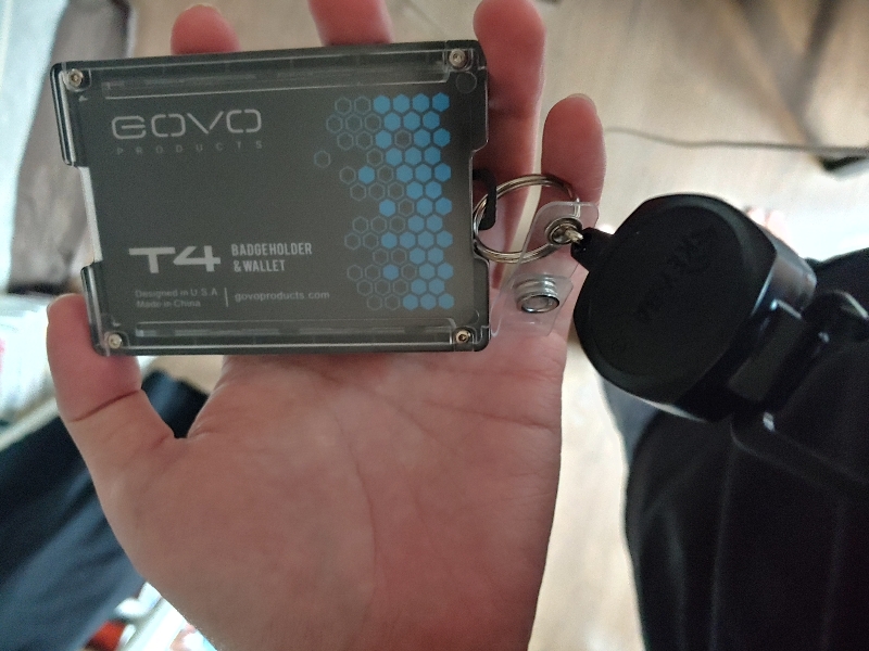 가볍고 튼튼하네요