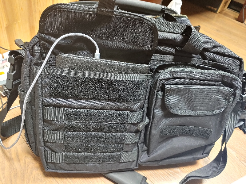 업무에서 가죽가방들다가 짜증나서 바꿉니다