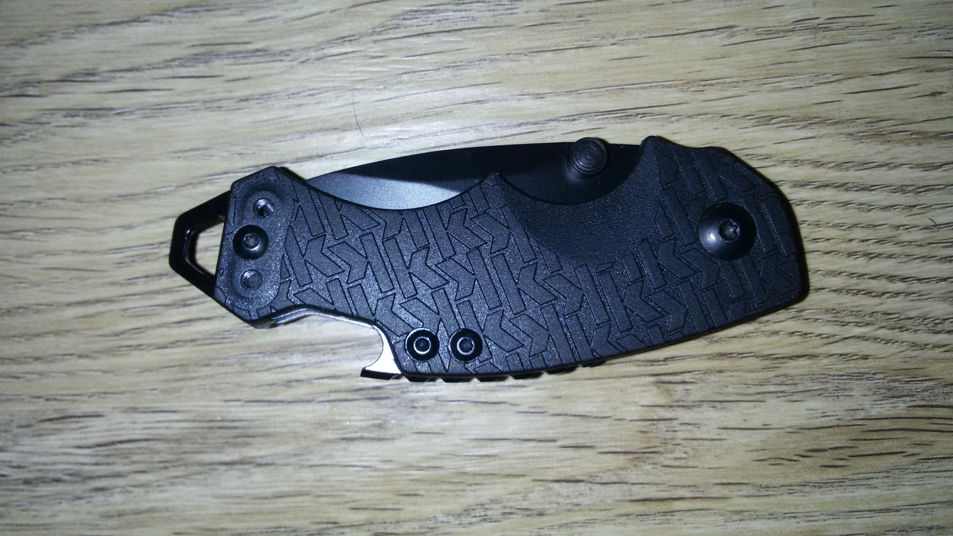 EDC용으로 제법 괜찮은 물건입니다.