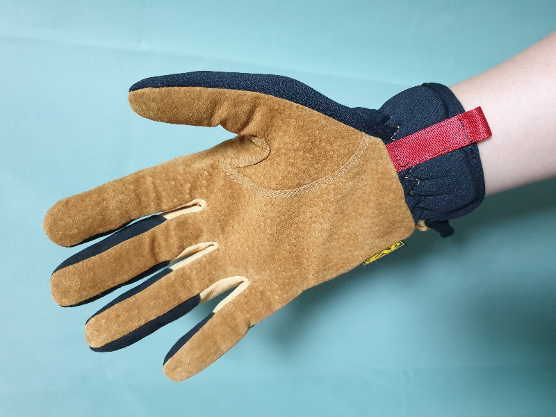 매우 가벼운 레더장갑