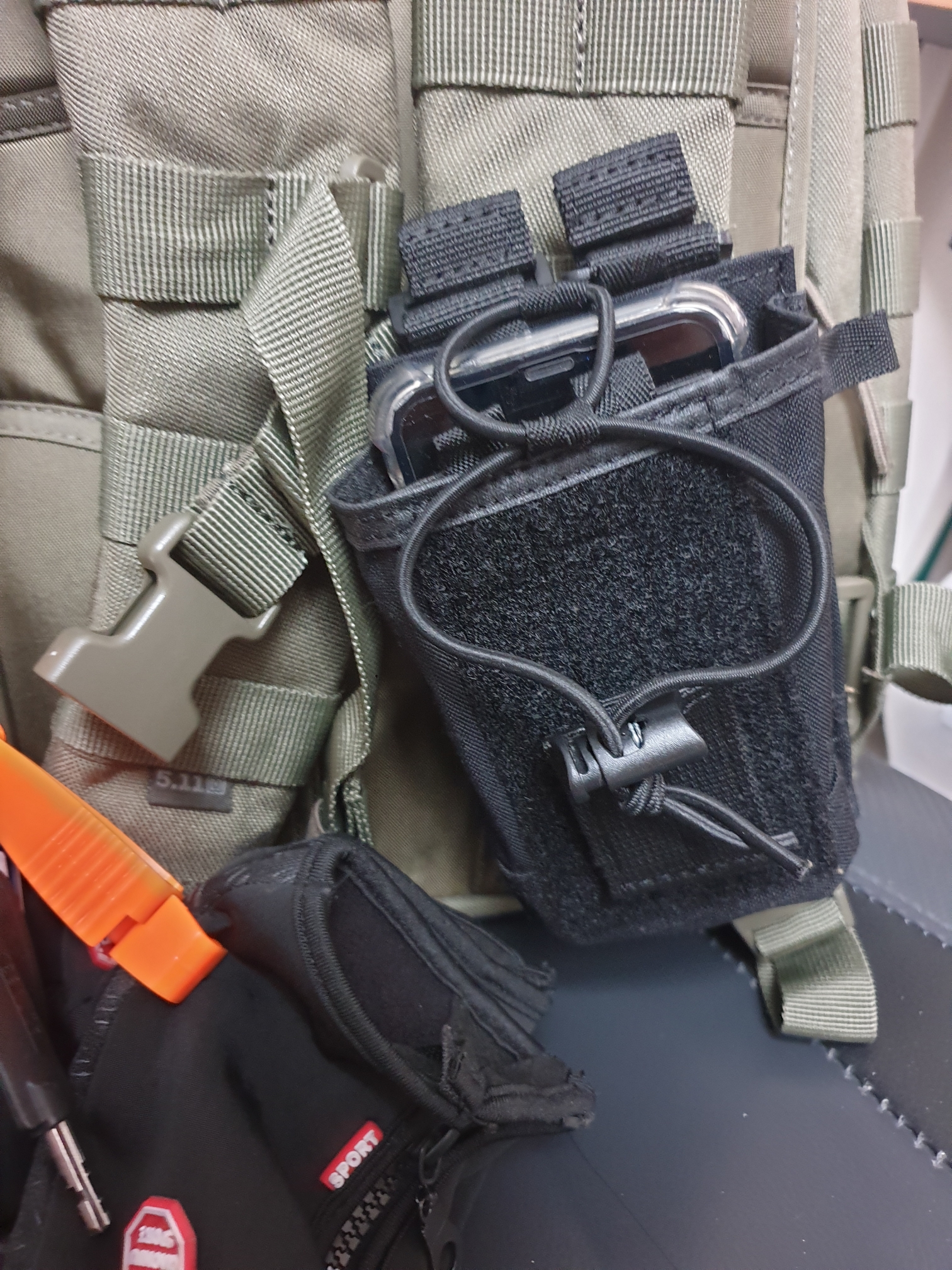 폰이 커도 잘들어갑니다. ㅎㅎ