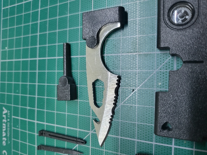 비상용으로 하나 구비할만 합니다.