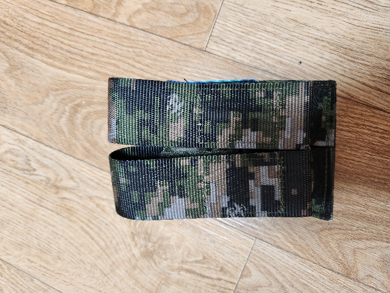 다용도 파우치로도 활용도가 매우 좋습니다.