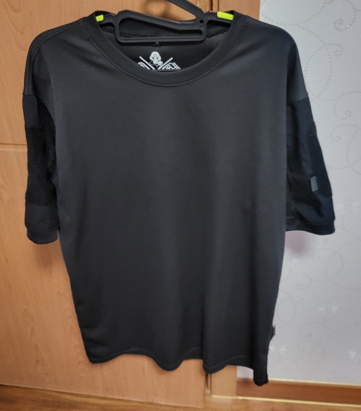 해저드 티셔츠 강추합니다.