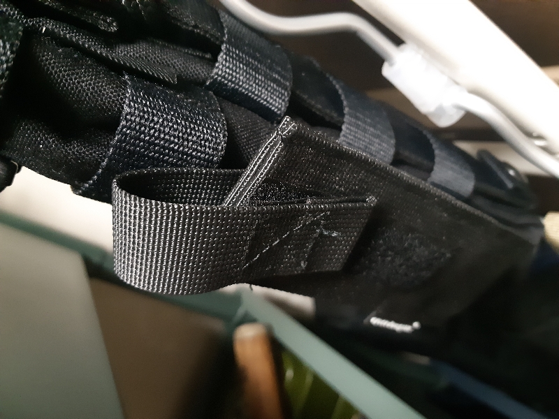 군더더기 없고 간편