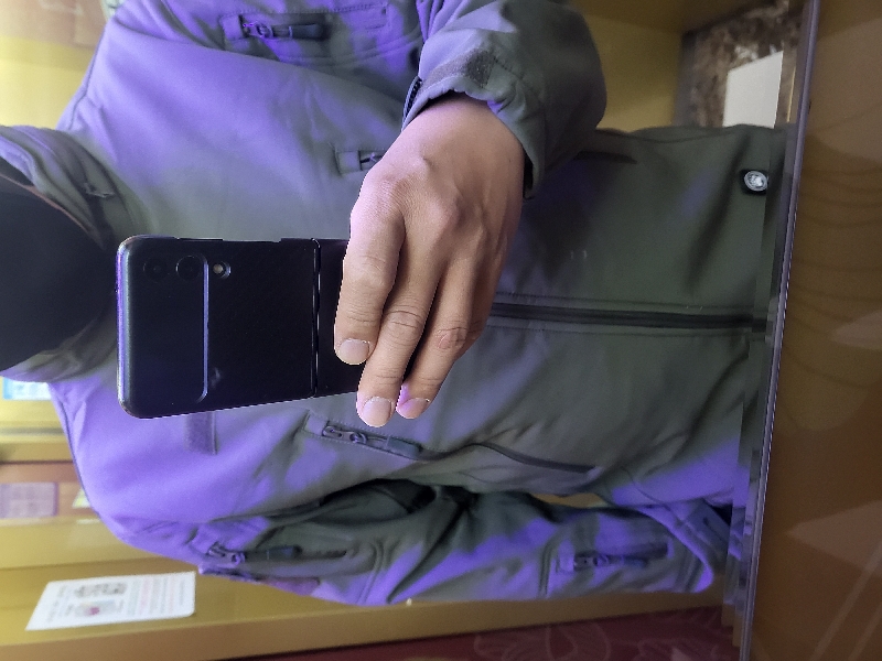 소프트쉘자켓 카키