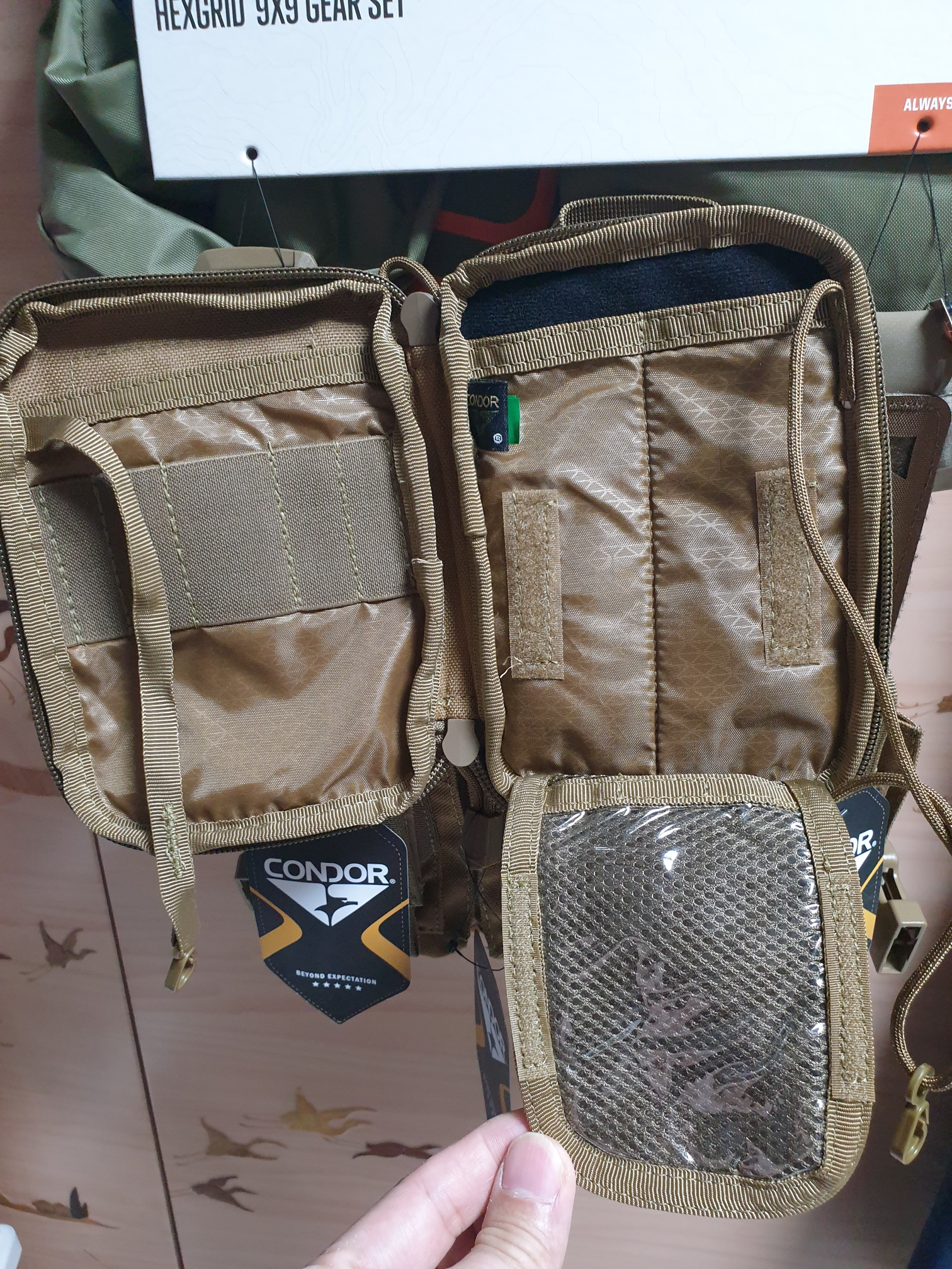 소형파우치로 딱입니다.