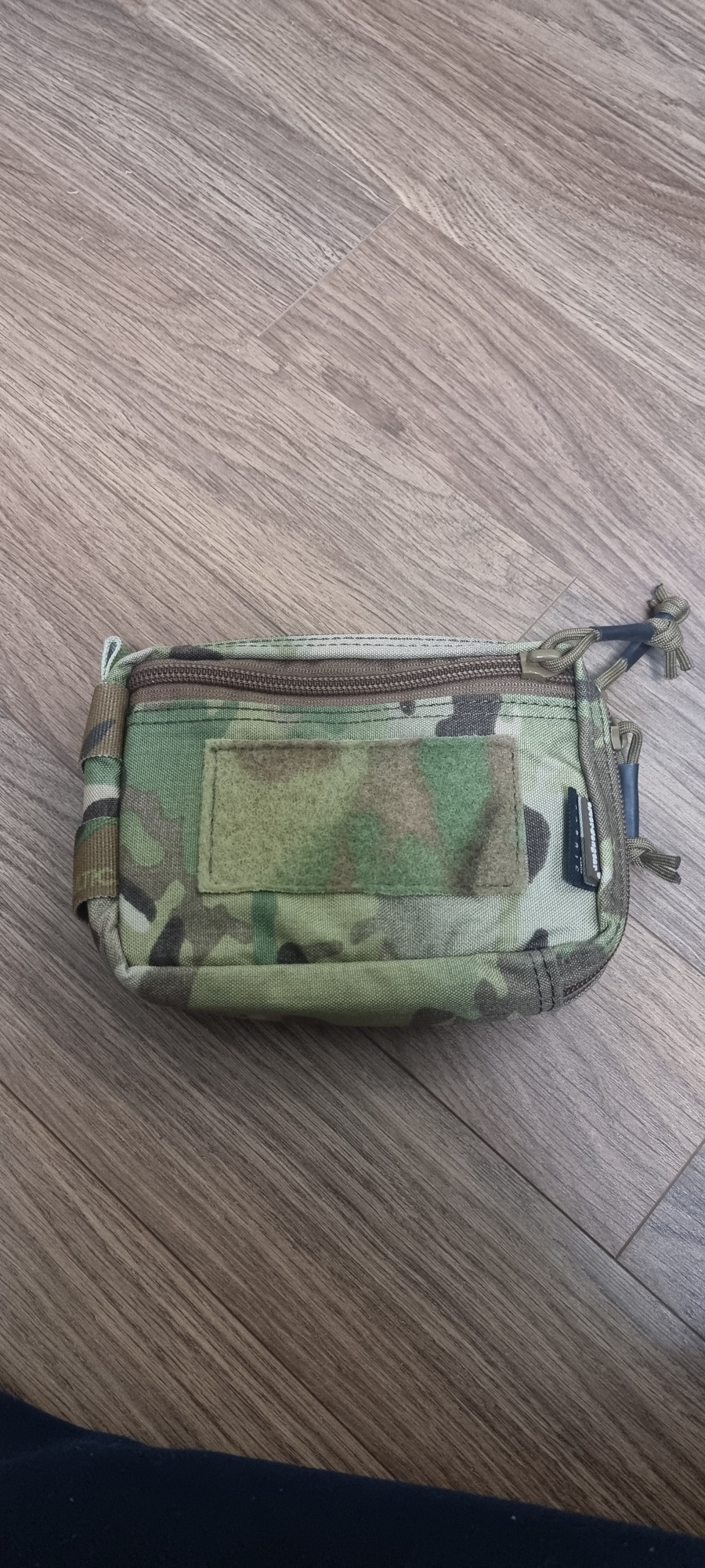 색상 좋고 마감도 좋은데