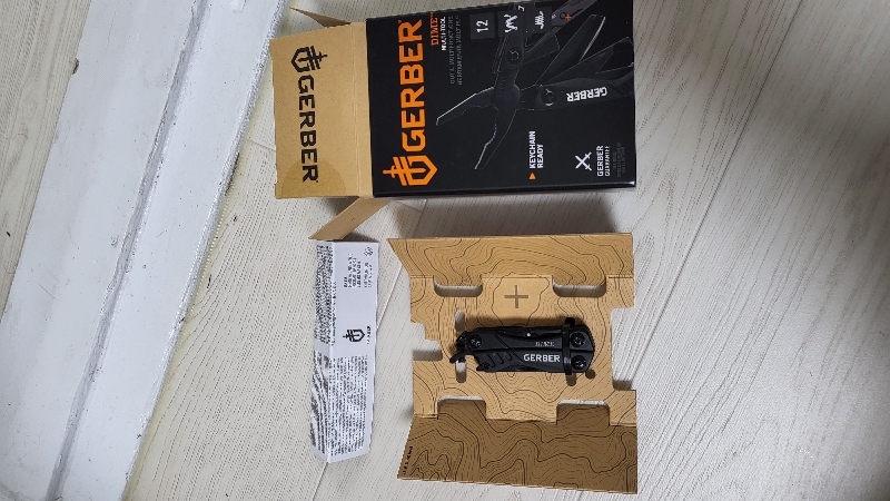 휴대하기 좋은 사이즈에요