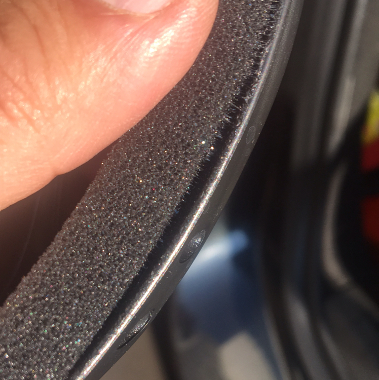 딱 그 가격만큼 합니다.