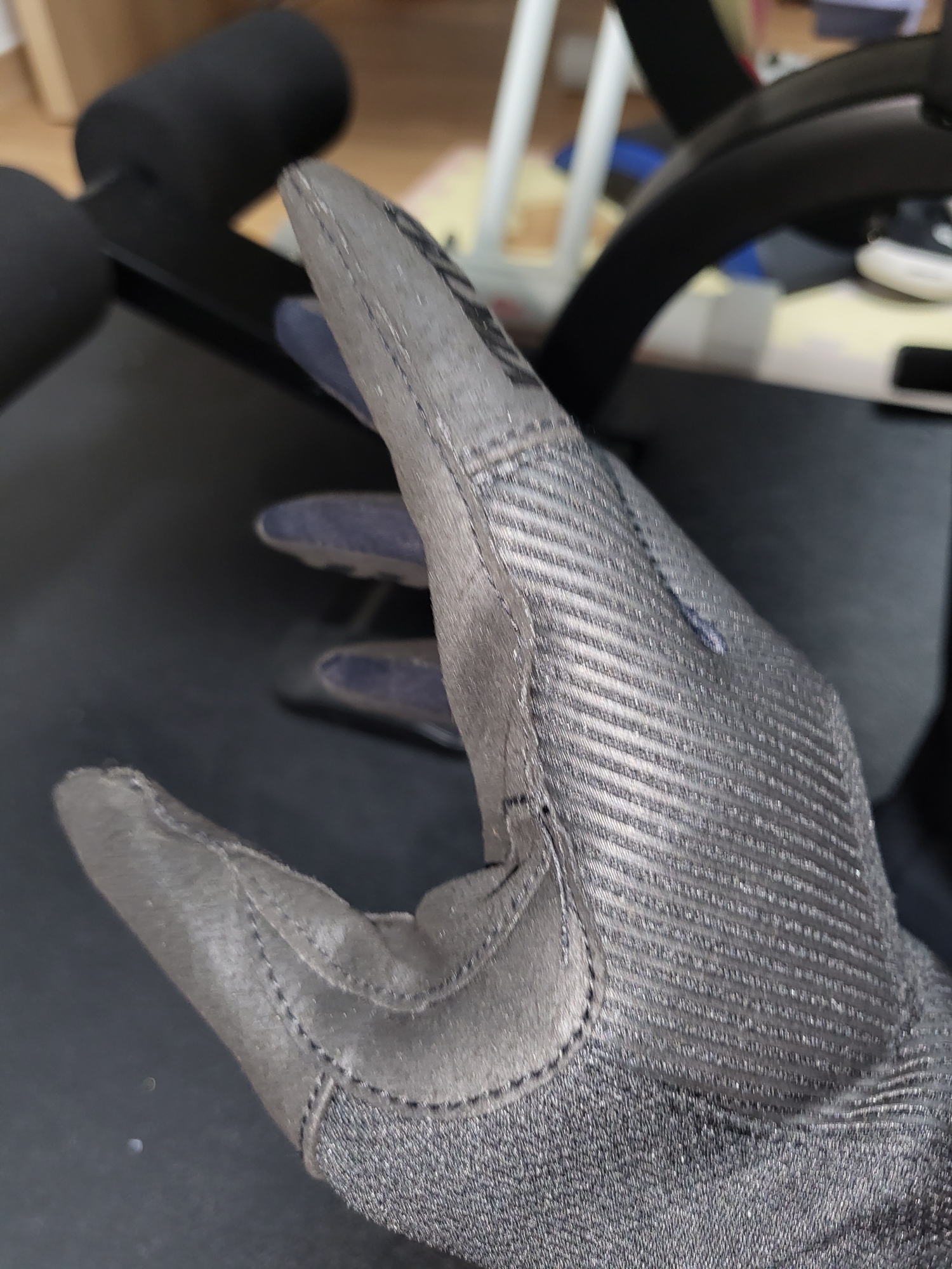 손에 잘 맞네요