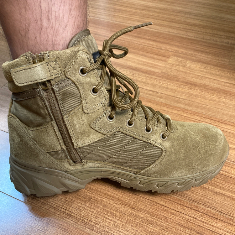 정사이즈! 발목 잡아주고 딱 이네요~