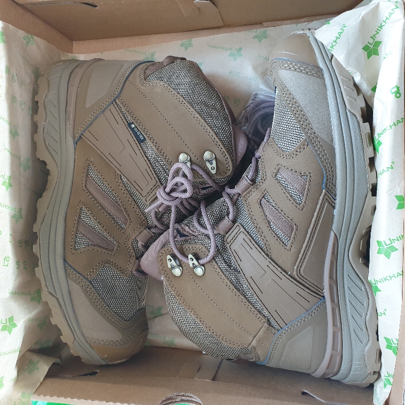 몇 개월째 고민하다 이번에 20% 할인할때 구매했습니다.