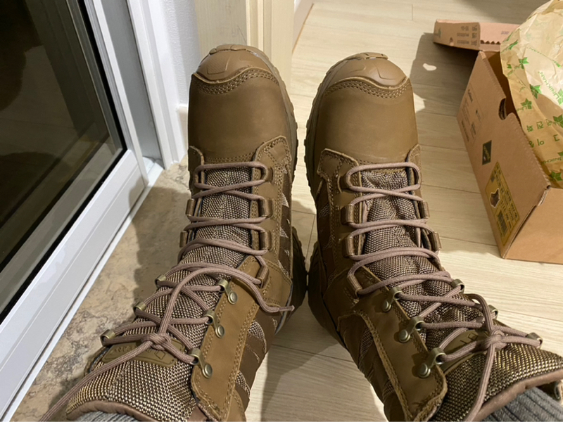 유니칸 처음 신어봤는데.. 좋습니다.