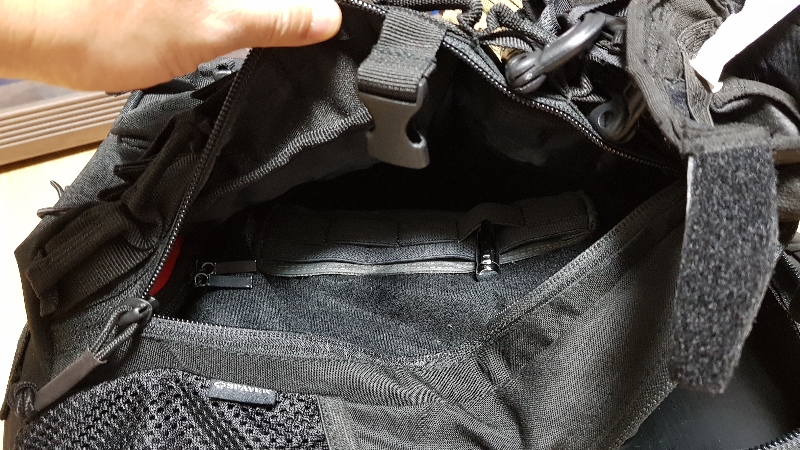 가방 내부에 사용하면 좋아요.