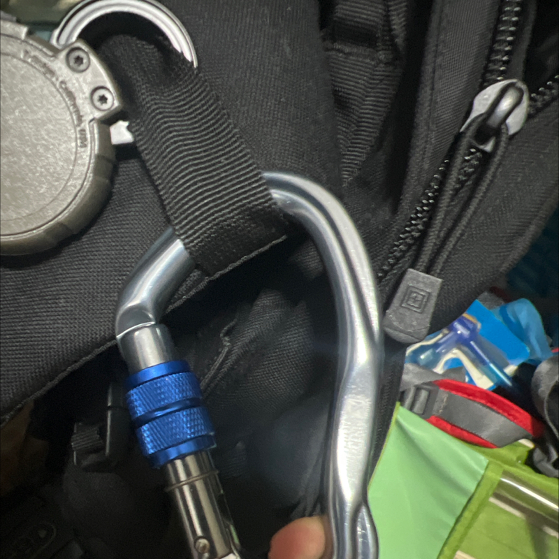 안정감 있고 락 방식이 믿음이 갑니다