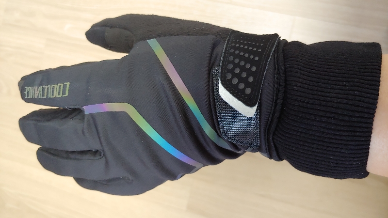 중지8.5  손너비 9 인  조막손 유저