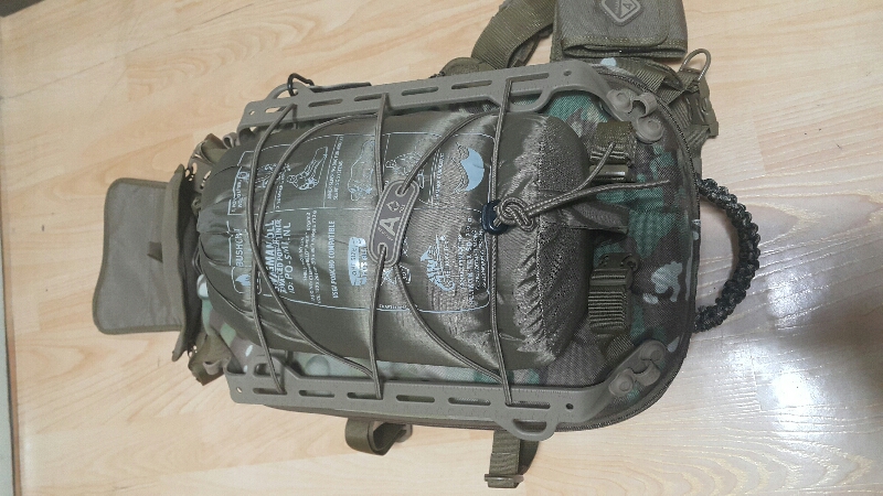 해저드4 하드포인트 기어 레일 장착예