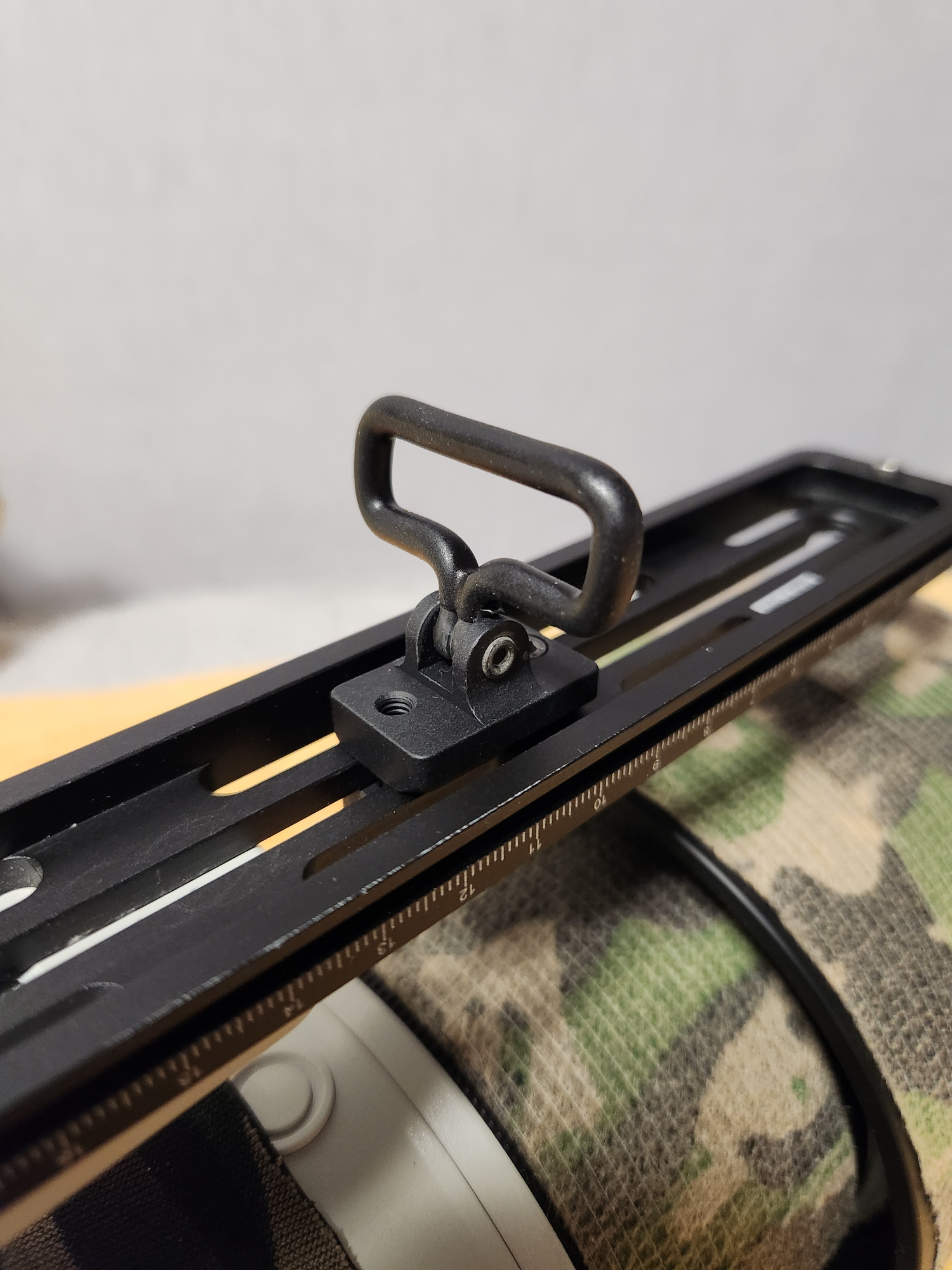 카메라 스트렙 연결용으로도 사용가능 합니다