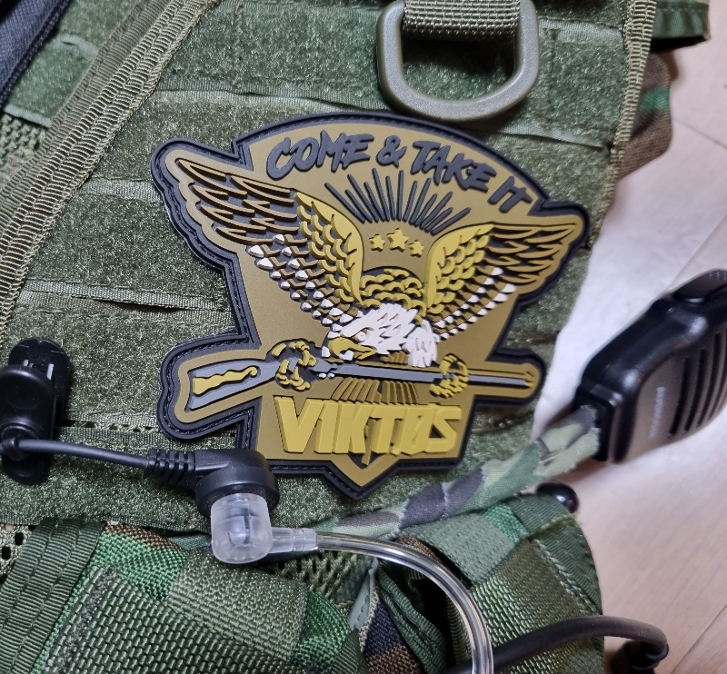 두툼하고 이쁘네요