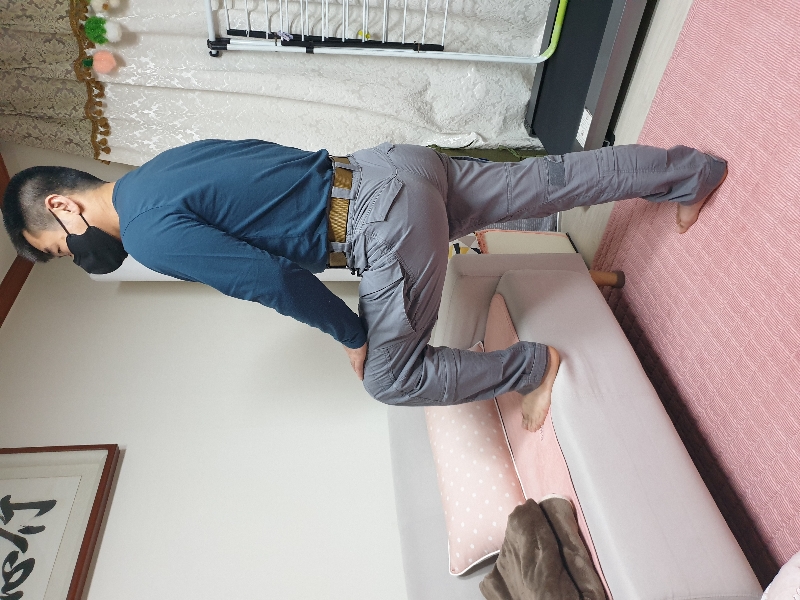 개성 만점 일상복으로...