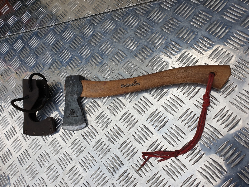 캠핑에 필수 아이템...