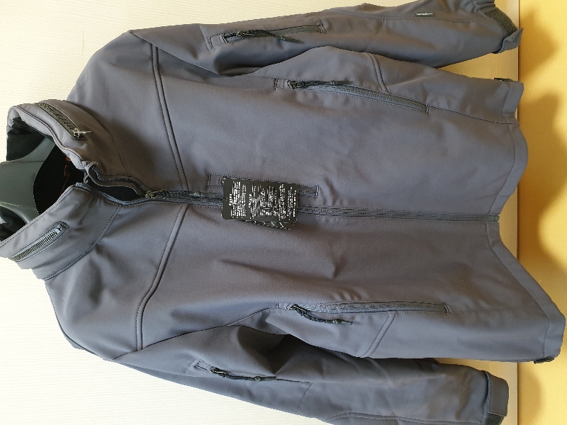 180/83  xl  적당합니다