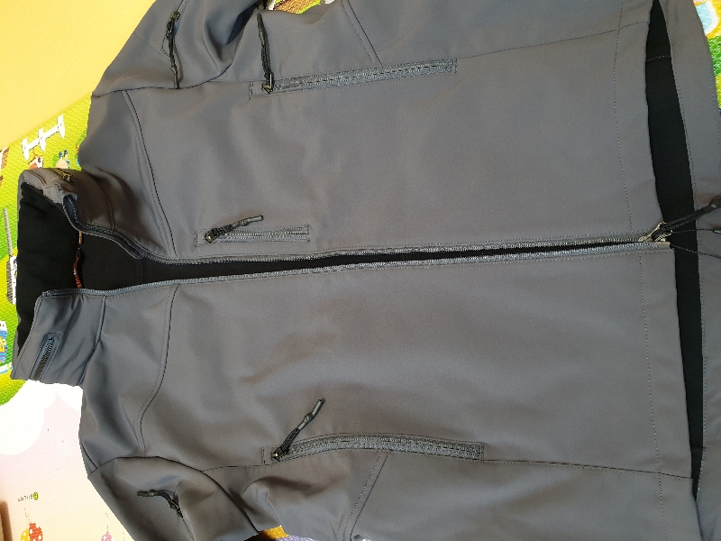 180/83  xl  적당합니다