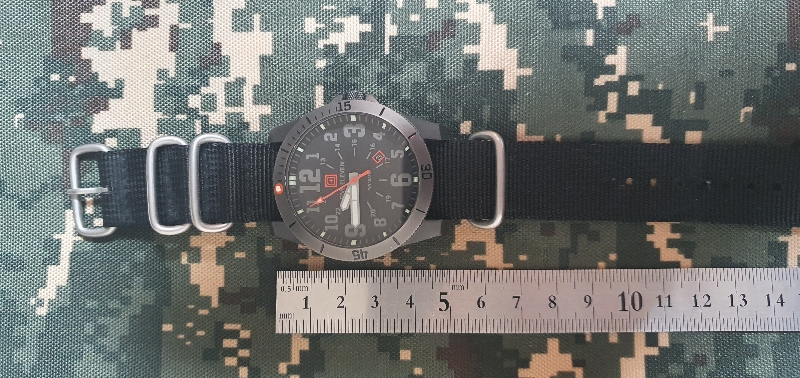 5.11 택티컬 필드 워치 2.0