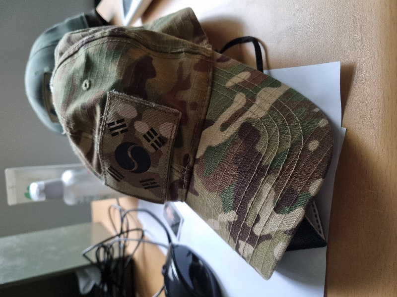 품질은 그닥이나 가격 생각하면 준수합니다.