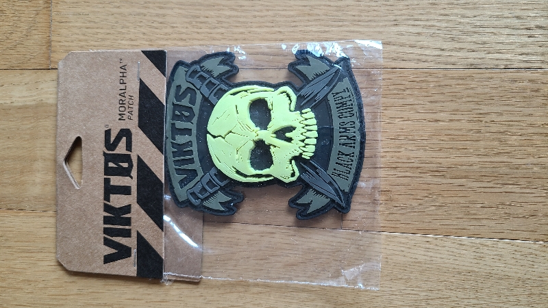 생각보다 크고 발광도 잘되네요~~~