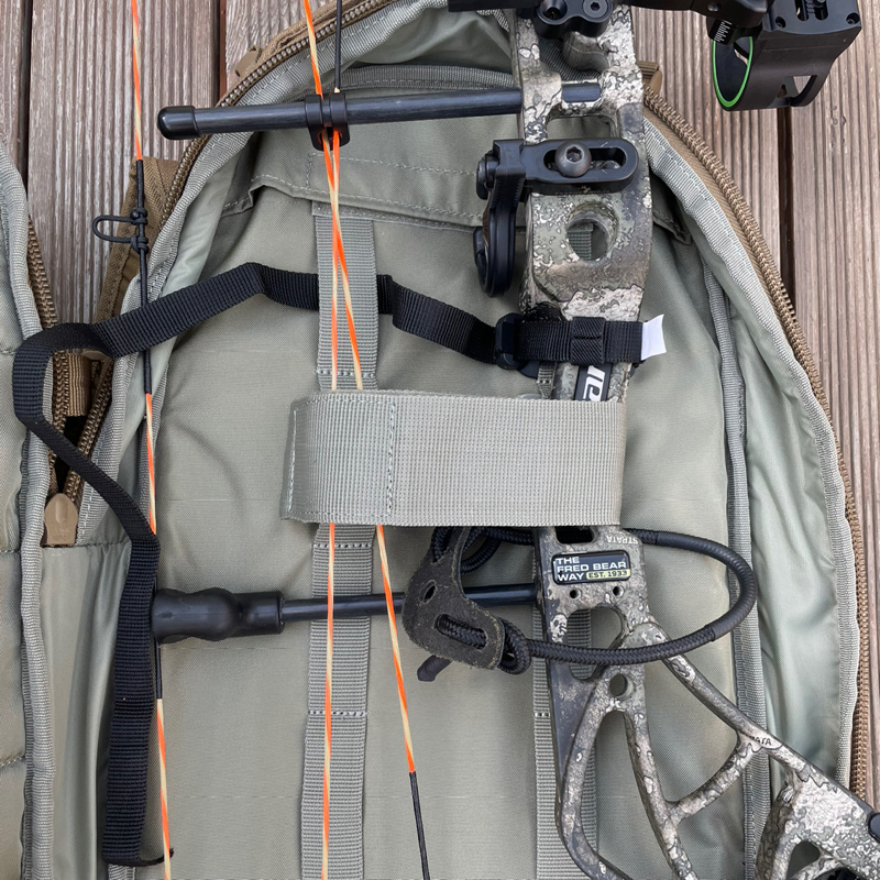 Amp보조 포켓에 활고정용으로 사용하고 있습니다