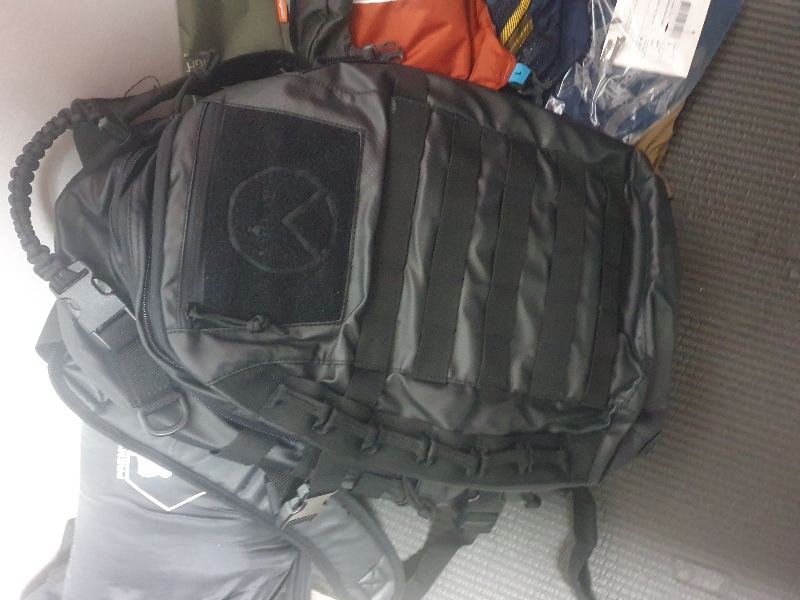 가방 잘쓰고있습니다