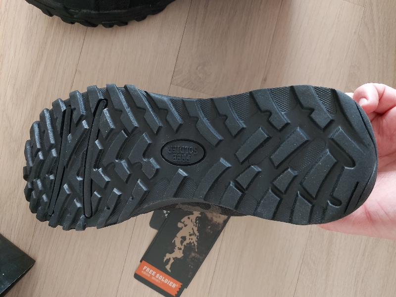 알타마 메리타임 부츠와 똑같네요