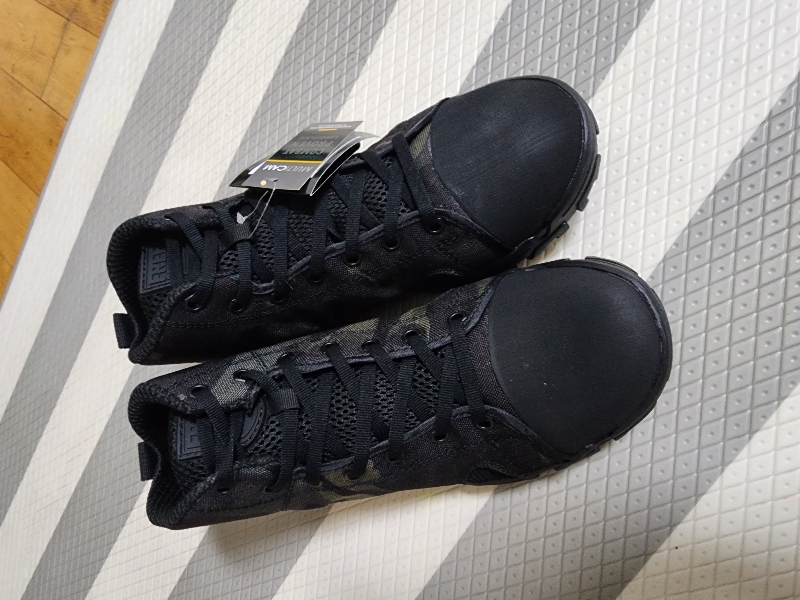 실물이 더 이쁘네요