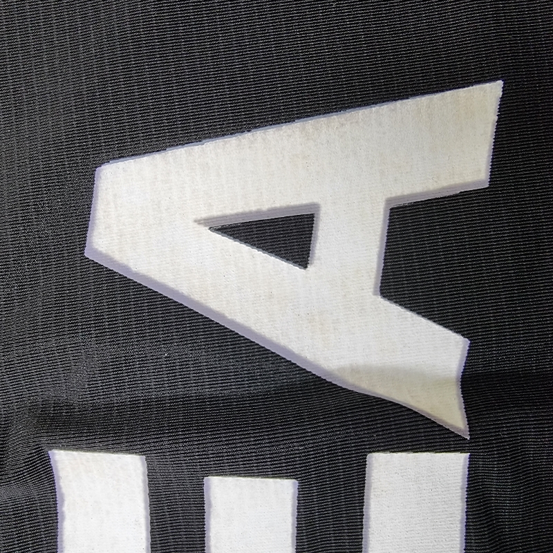 새 제품이 맞는지...