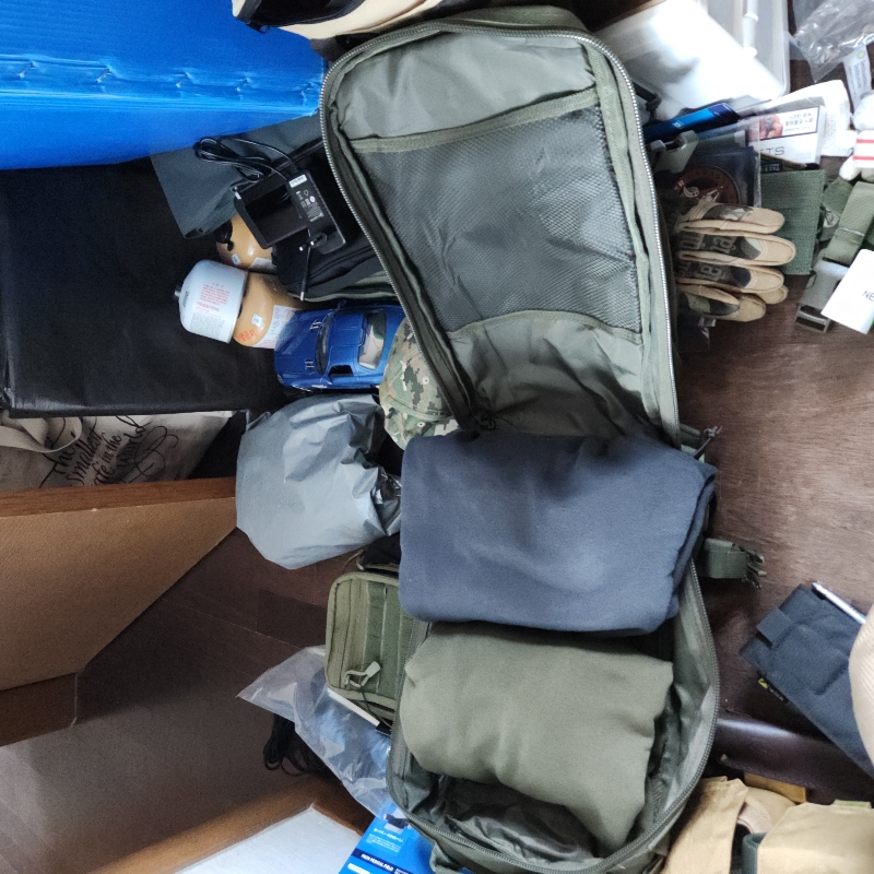 회사 워크샵 매고가도 전혀 위화감이 없어요