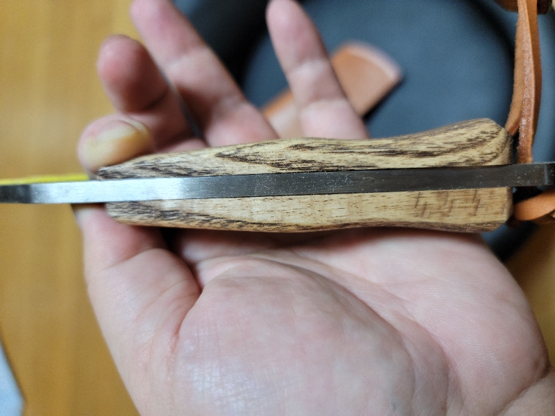 군침만 흘리다가