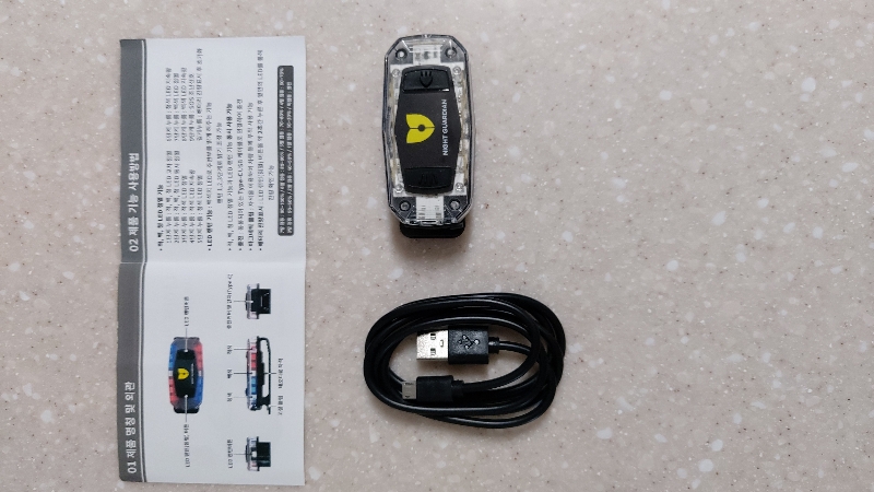 가볍고 성능도 괜찮네요